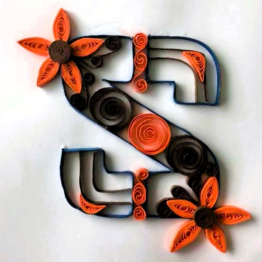 Paper quilling workshop in Calgary